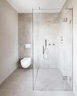 Lingers Suites & Residence