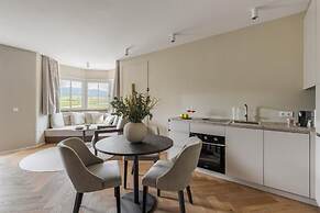 Lingers Suites & Residence