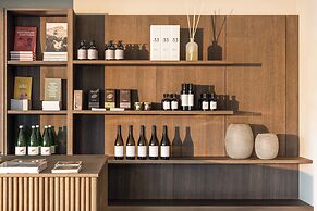 Lingers Suites & Residence
