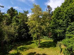Sunday Resort Rugen Manor Suite