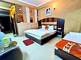 Hotel Krishna Regency - near ISCKON