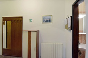 Spacious Apartment in Umag