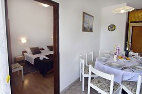 Spacious Apartment in Umag