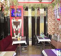 M K Hotel And Restaurant