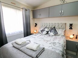 33 Woodpecker Lodge