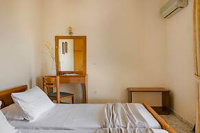 Kallithea Studios & Apartments