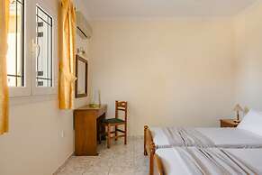 Kallithea Studios & Apartments