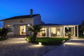 Villa Erika Piscina Privata