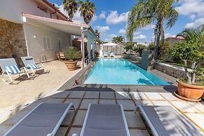 Villa Zamia con Piscina