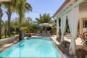 Villa Zamia con Piscina