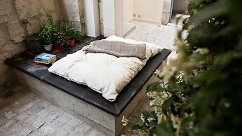 Domus Sbirciò Modica
