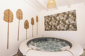 Villa Aman Piscina e Jacuzzi Riscaldata