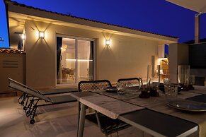 Villa Aman Piscina e Jacuzzi Riscaldata