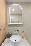 Coastal Living 2 Bedroom in Bondi Beach