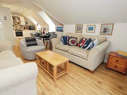 Harbour Reach 7