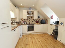 Harbour Reach 7