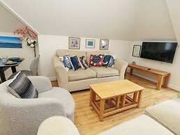 Harbour Reach 7