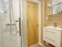 Harbour Reach 7