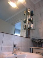 PebbleStoneHouse Bed & Breakfast