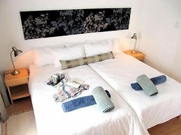 PebbleStoneHouse Bed & Breakfast
