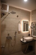 Madina Inn