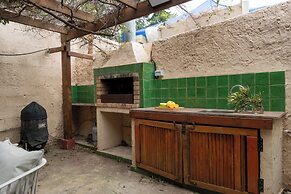 Historic & Modern Home with Garden
