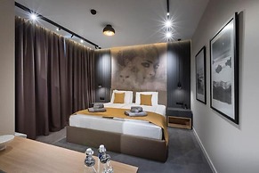 Park Hotel Novel