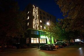 Park Hotel Novel