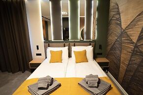 Park Hotel Novel