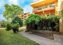 LES MAGNOLIAS HOTEL