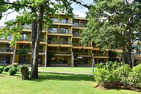LES MAGNOLIAS HOTEL