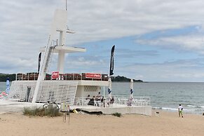 LES MAGNOLIAS HOTEL