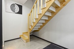 Gokmen Residences