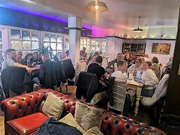 Grove Ferry Inn