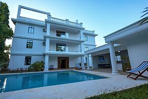 Diani Luxe Spacious B