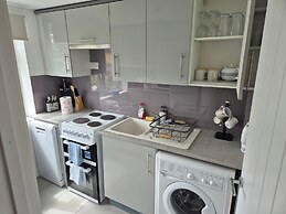 Charming Borehamwood Apartment With 2 Bedrooms