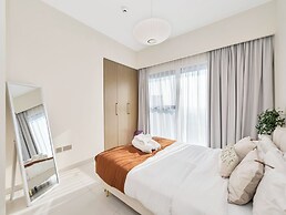 The Luxe Manor Burj Royale Collection - Downtown Dubai