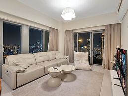 The Luxe Manor Burj Royale Collection - Downtown Dubai