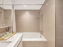 The Luxe Manor Burj Royale Collection - Downtown Dubai