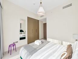 The Luxe Manor Burj Royale Collection - Downtown Dubai