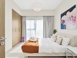 The Luxe Manor Burj Royale Collection - Downtown Dubai