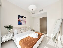 The Luxe Manor Burj Royale Collection - Downtown Dubai