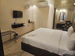 Shahenshah Hotel
