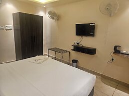 Shahenshah Hotel
