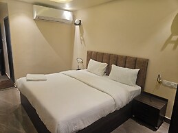 Shahenshah Hotel