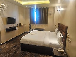 Shahenshah Hotel