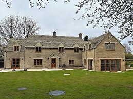 Manor Cottage