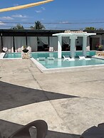 Cinco Rosas Resort