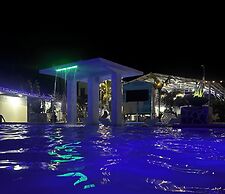 Cinco Rosas Resort