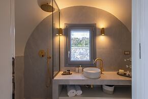 Maiandros Suites